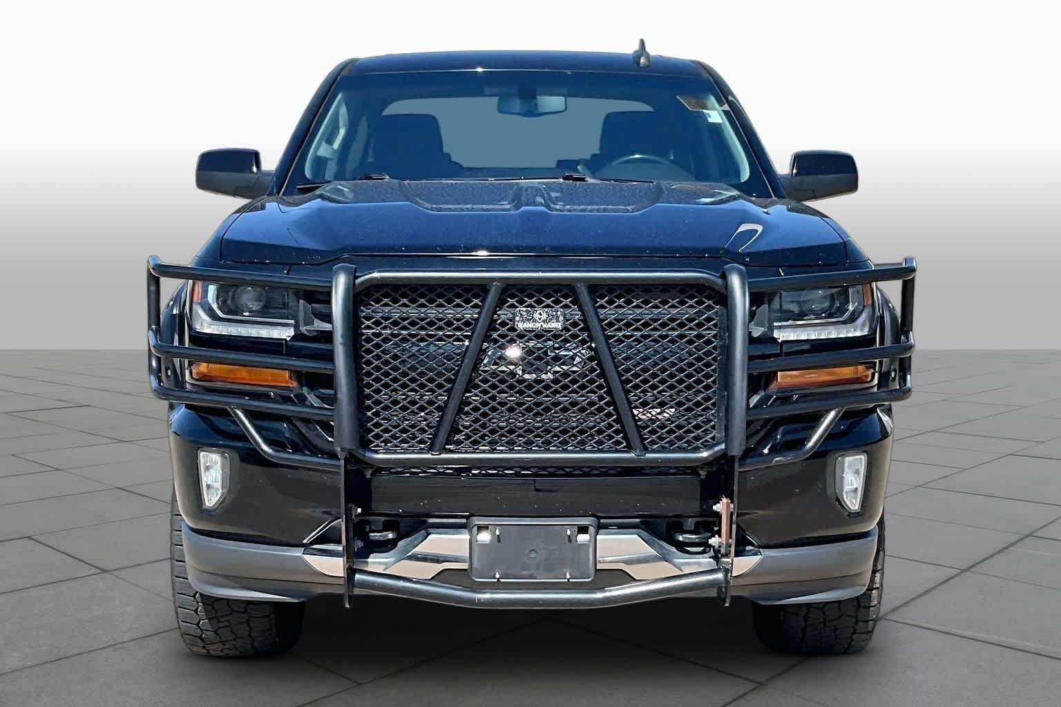 Used 2018 Chevrolet Silverado 1500 LT w/ Texas Edition AWD/4WD image 4