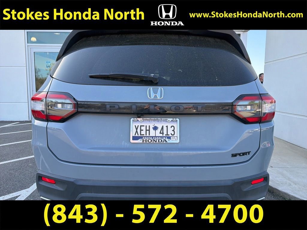 Used 2023 Honda Pilot Sport image 6