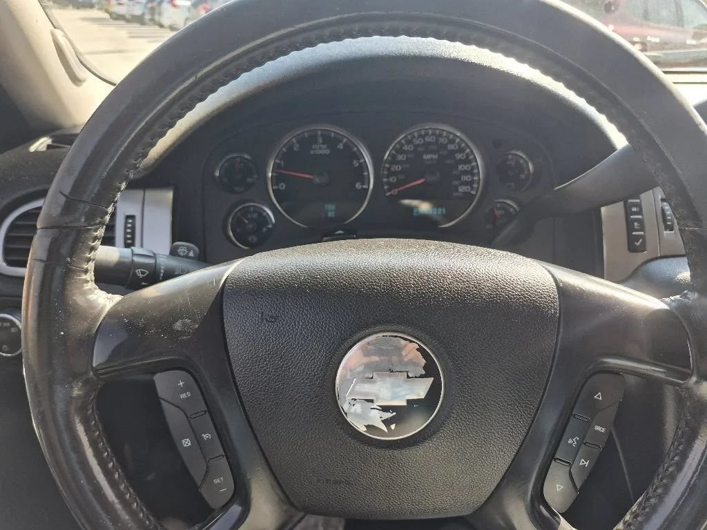 Used 2007 Chevrolet Avalanche LS RWD image 26