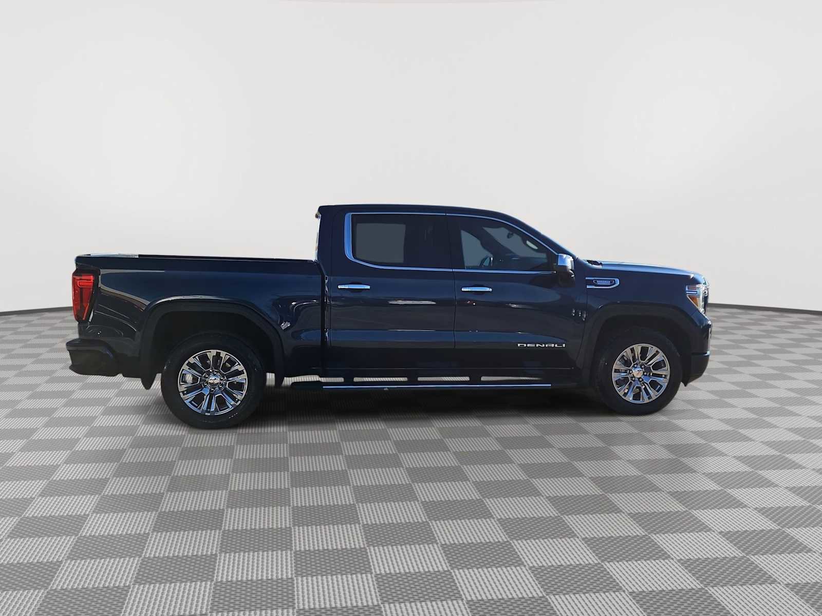 Used 2021 GMC Sierra 1500 Denali w/ Technology Package image 9