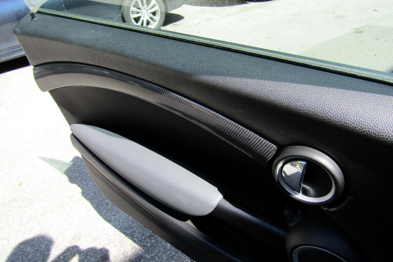 Used 2012 MINI Cooper Clubman S image 32