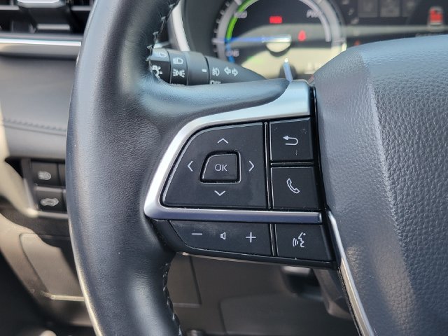 Used 2021 Toyota Highlander Limited FWD image 8