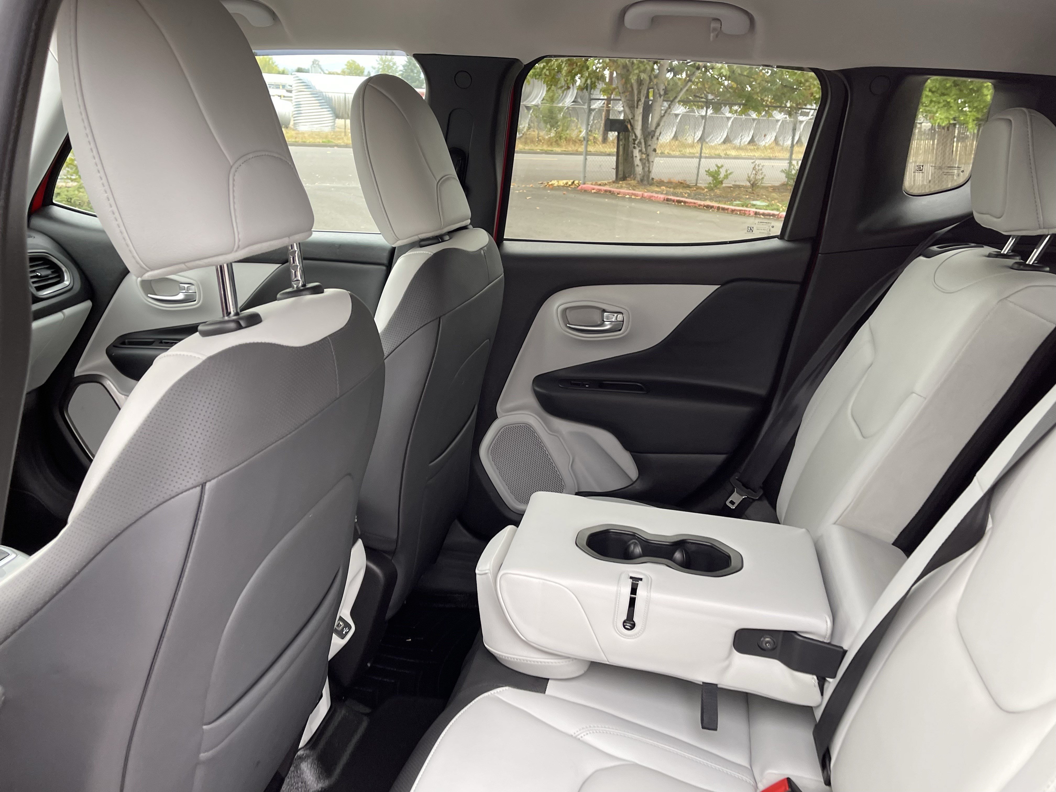 Used 2021 Jeep Renegade Limited AWD/4WD image 15