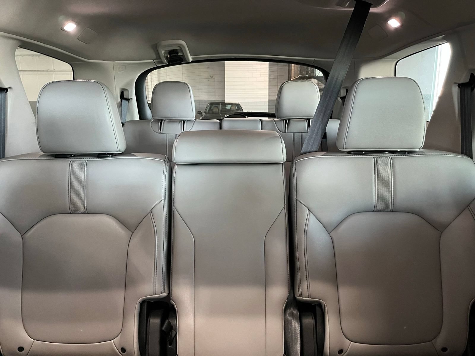Used 2024 Honda Pilot Touring image 20