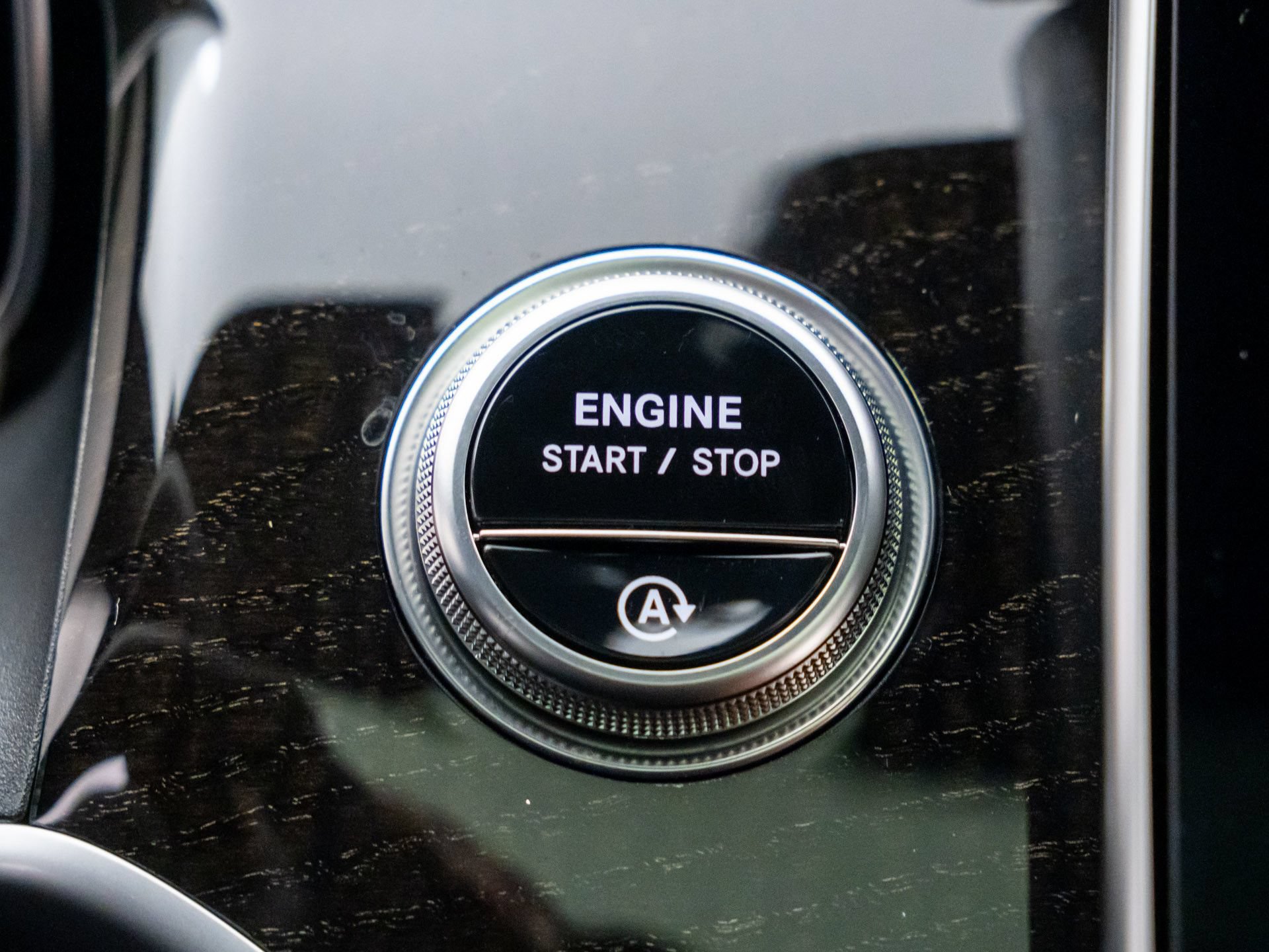 Certified 2025 Mercedes-Benz GLC 300 4MATIC image 28