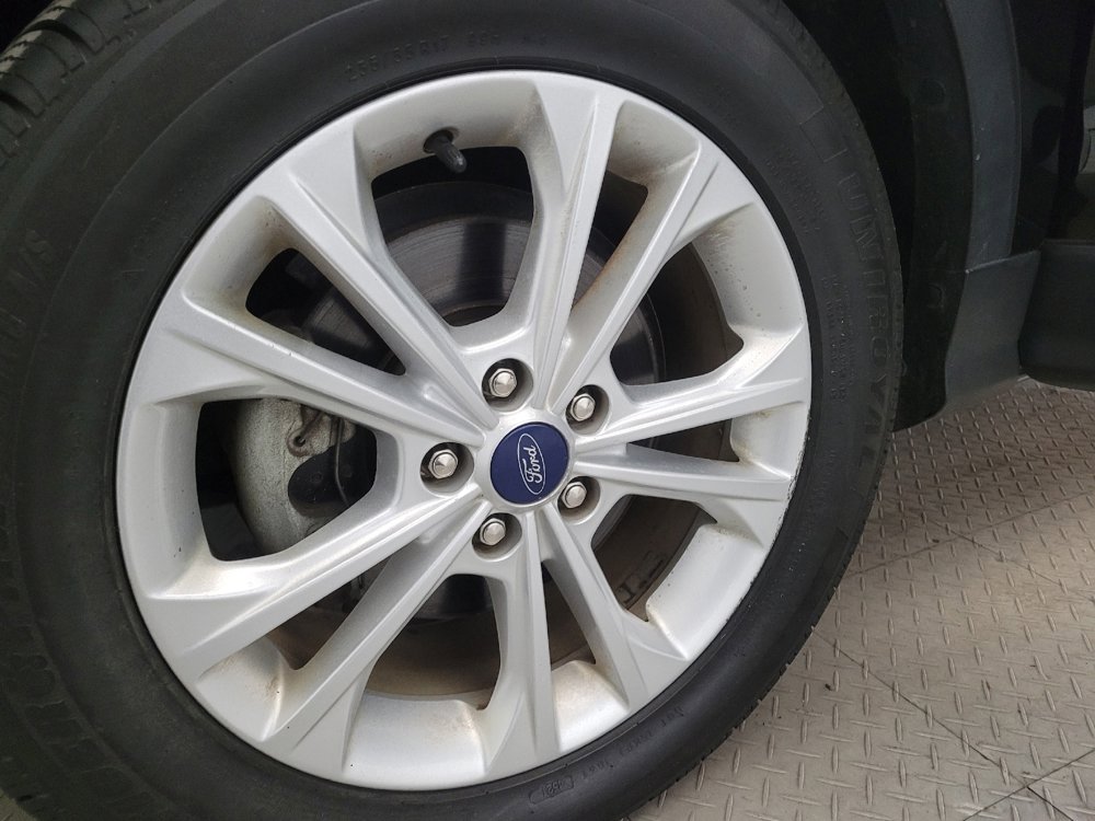 Used 2018 Ford Escape SE w/ SE Sync 3 Package image 31