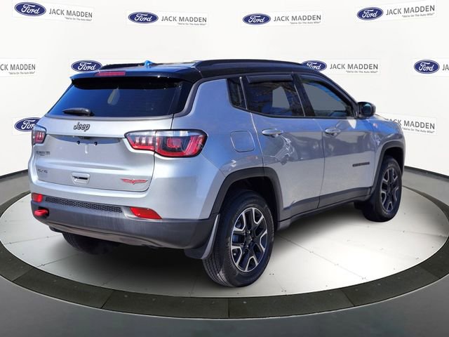 Used 2019 Jeep Compass Trailhawk AWD/4WD image 5