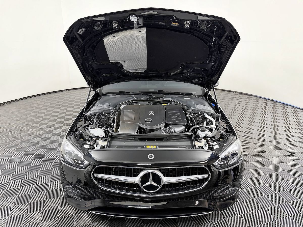 Used 2024 Mercedes-Benz C 300 4MATIC Coupe image 20