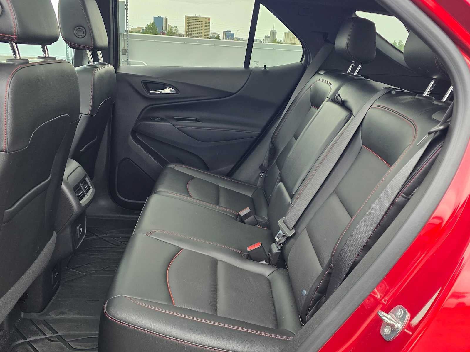 Used 2023 Chevrolet Equinox RS w/ RS Leather Package AWD/4WD image 16