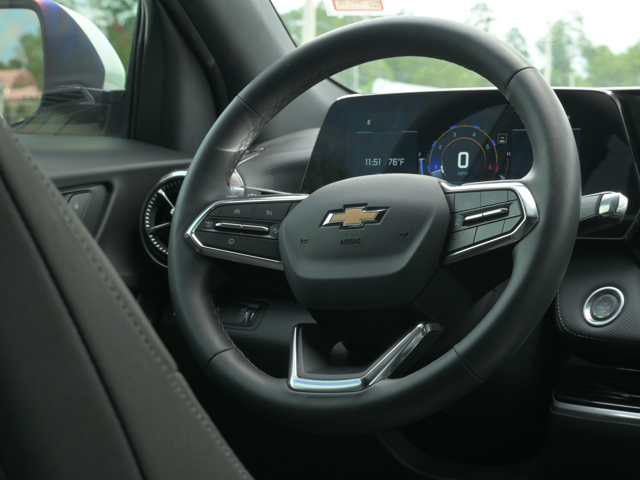 Used 2026 Chevrolet Equinox LT FWD image 19