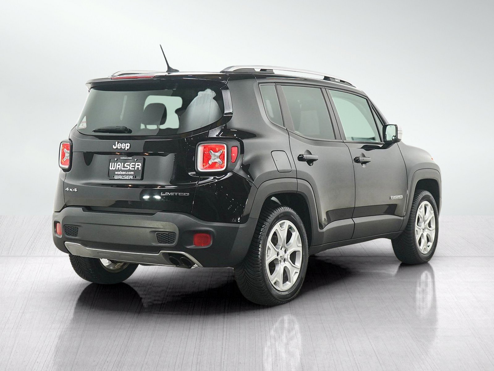Used 2015 Jeep Renegade Limited AWD/4WD image 5