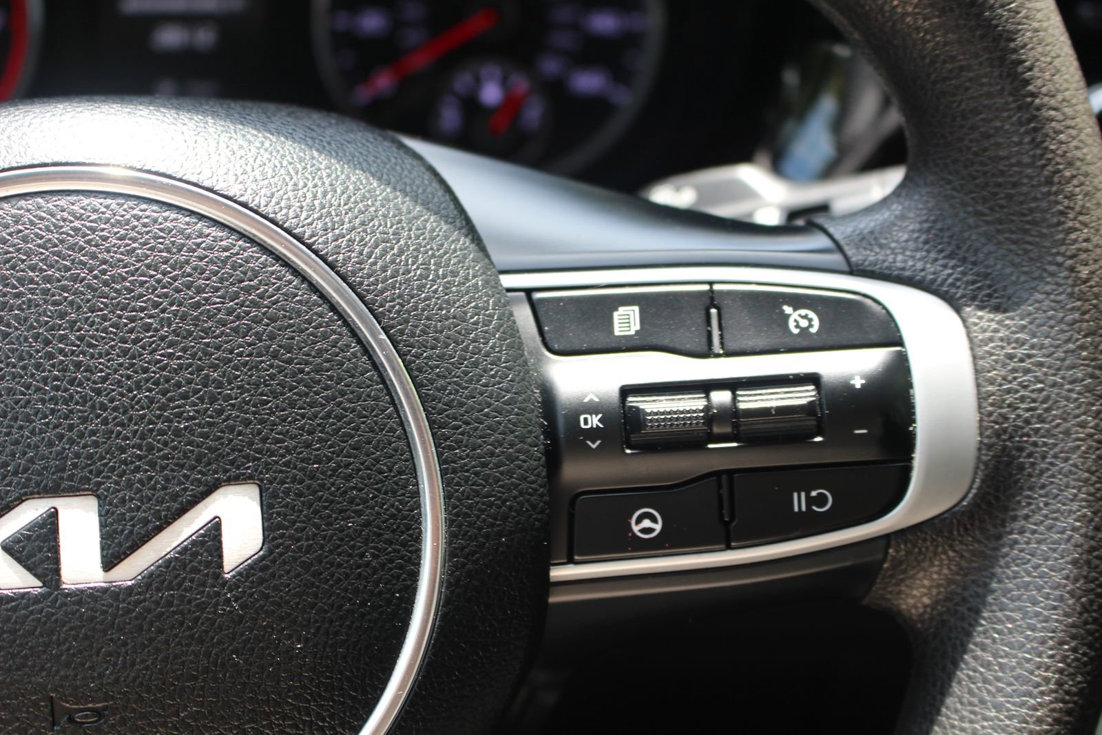 Certified 2023 Kia K5 LXS FWD image 19
