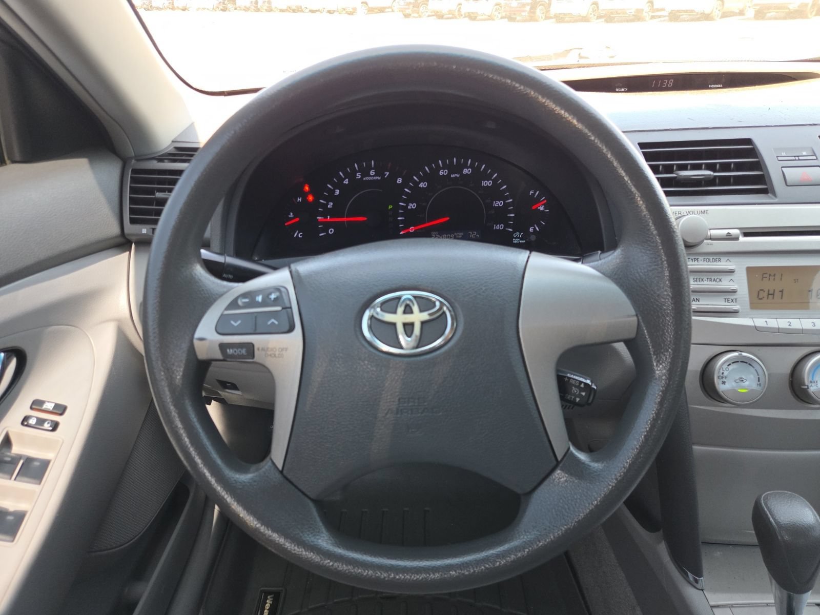 Used 2010 Toyota Camry FWD image 21