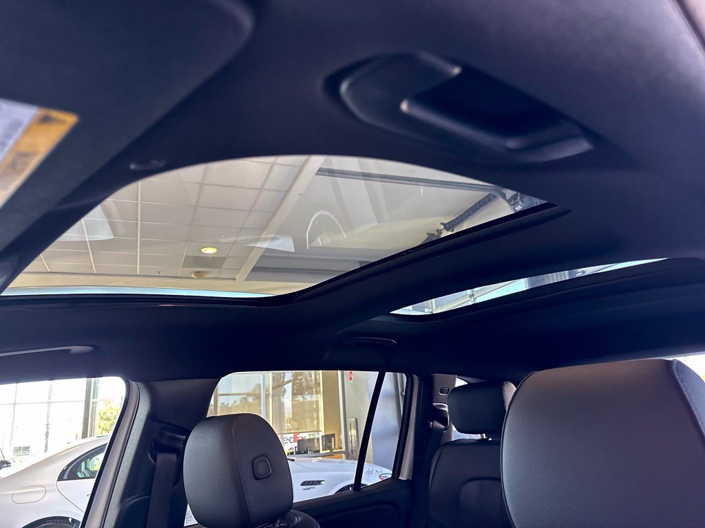 New 2026 Mercedes-Benz GLB 250 4MATIC image 8