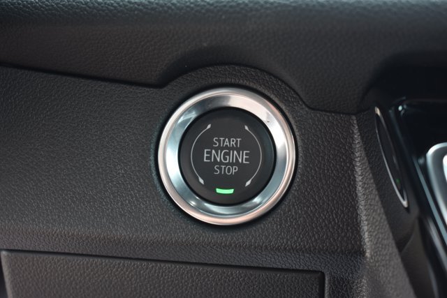 New 2026 Chevrolet Traverse LT w/ Driver Confidence Package FWD image 29