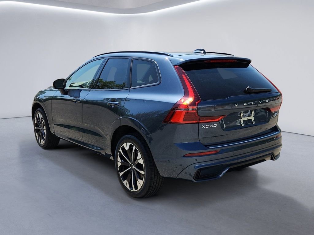 New 2026 Volvo XC60 B5 Plus w/ Protection Package Premier AWD/4WD image 5