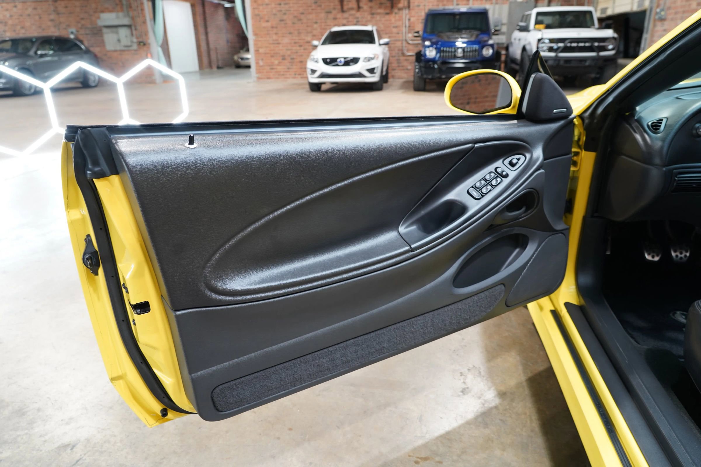 Used 2003 Ford Mustang Cobra image 53