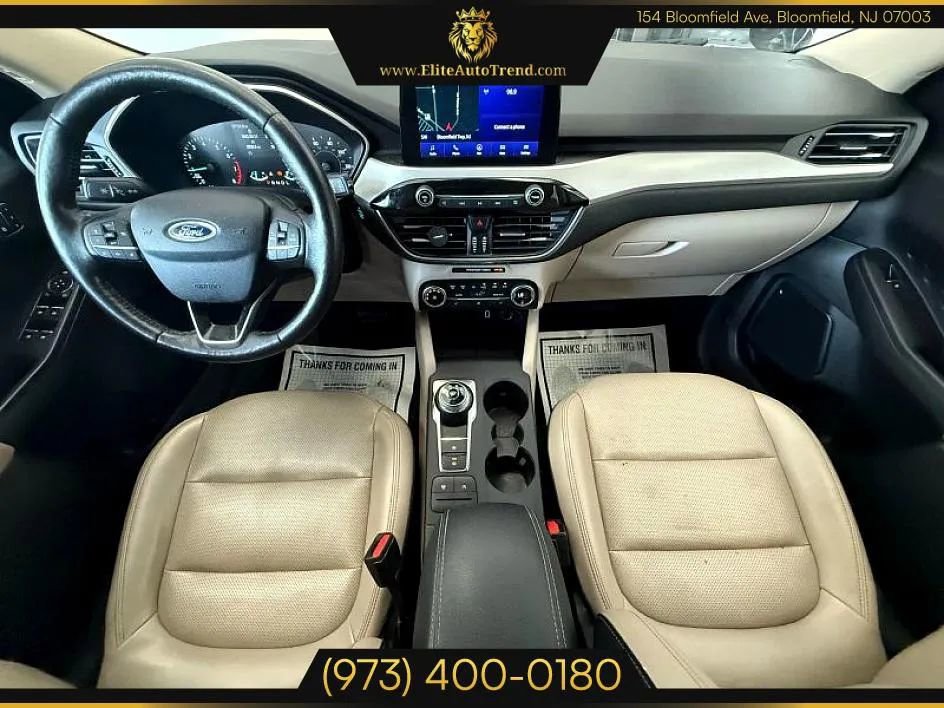 Used 2020 Ford Escape SEL image 18