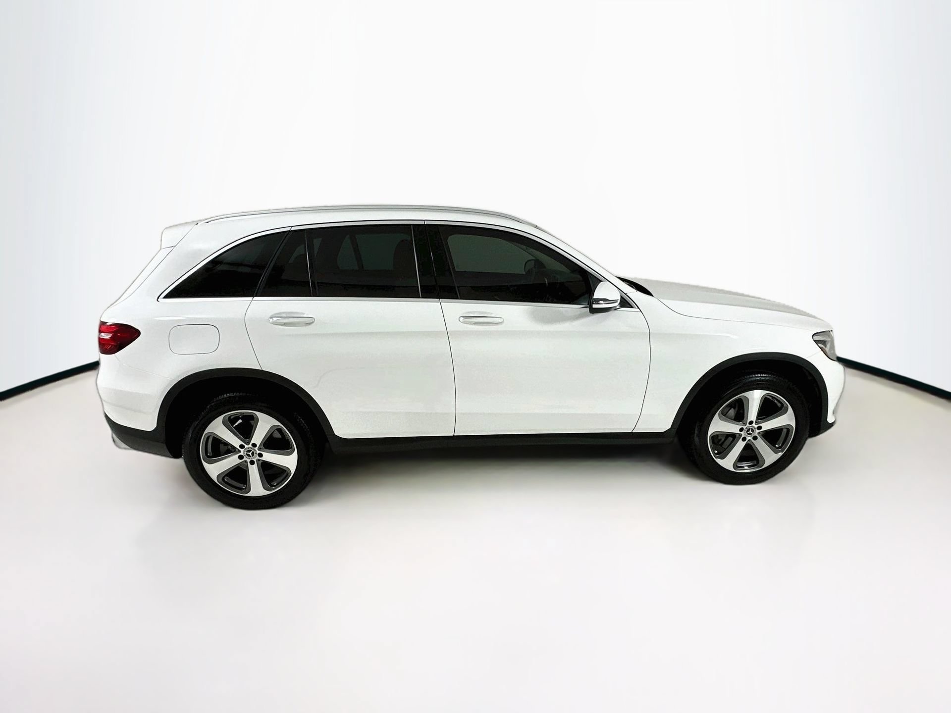 Used 2019 Mercedes-Benz GLC 300 image 9