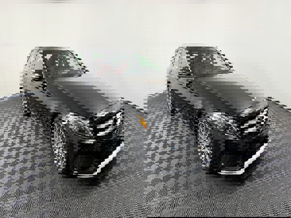 Used 2015 Mercedes-Benz C 400 4MATIC image 5