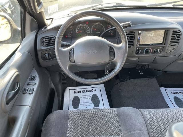 Used 2002 Ford F150 XLT image 10
