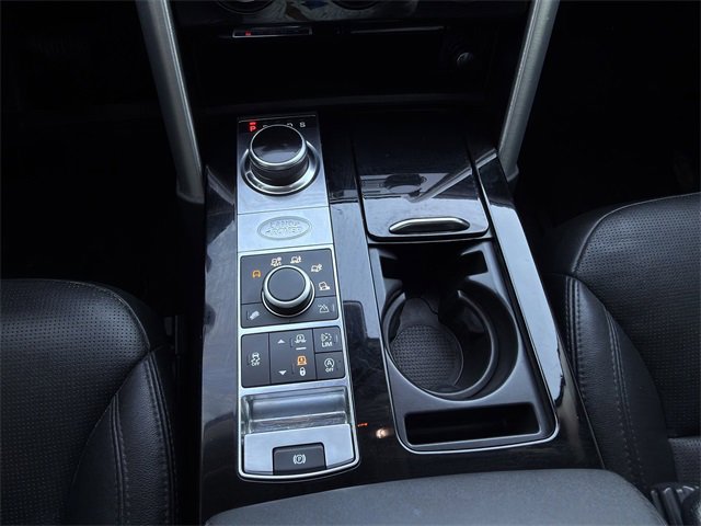 Used 2018 Land Rover Discovery HSE image 20