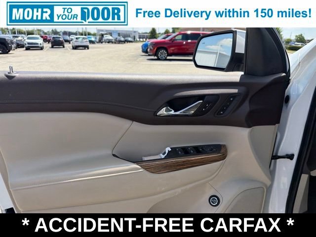 Used 2019 GMC Acadia Denali w/ Technology Package FWD image 13
