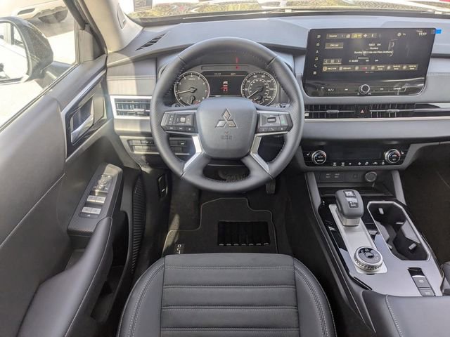 New 2026 Mitsubishi Outlander SE FWD image 21