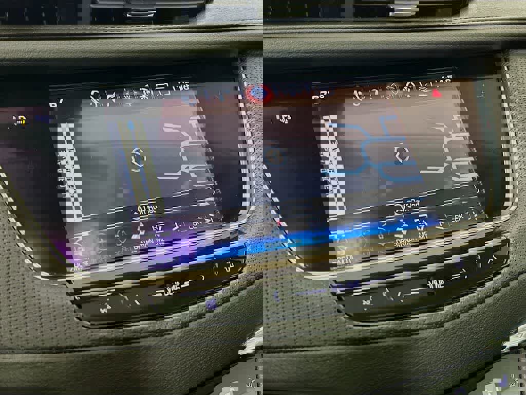 Used 2017 Cadillac XT5 Luxury w/ Driver Awareness Package AWD/4WD image 27