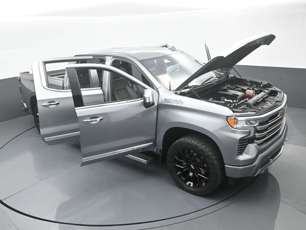 Used 2024 Chevrolet Silverado 1500 High Country w/ Technology Package image 91
