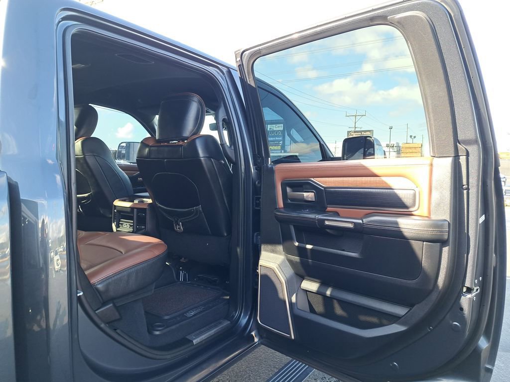 Used 2019 RAM 3500 Limited image 14