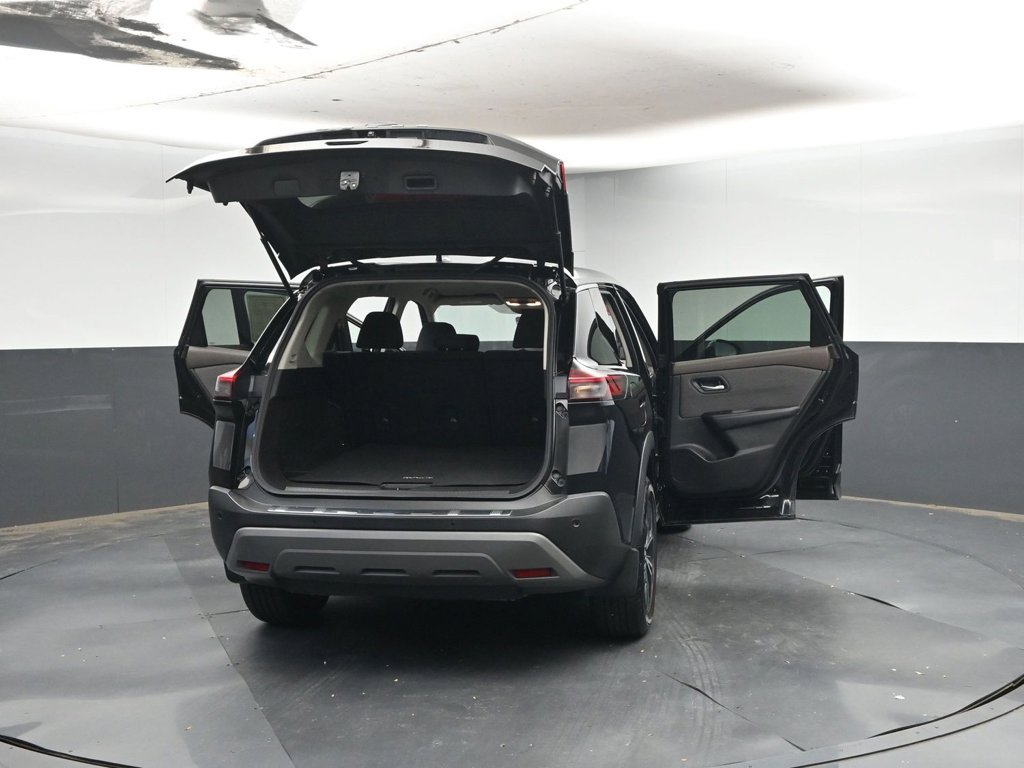 Used 2023 Nissan Rogue SV FWD image 45