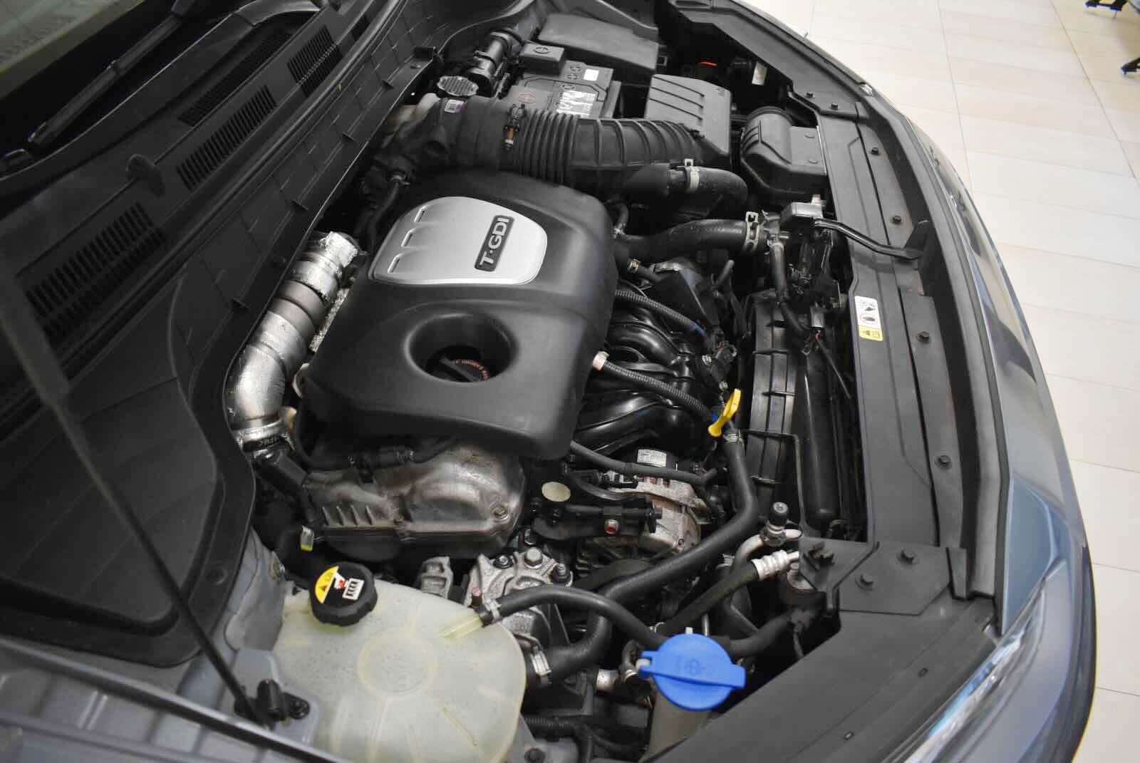 Used 2019 Hyundai Kona Limited AWD/4WD image 34