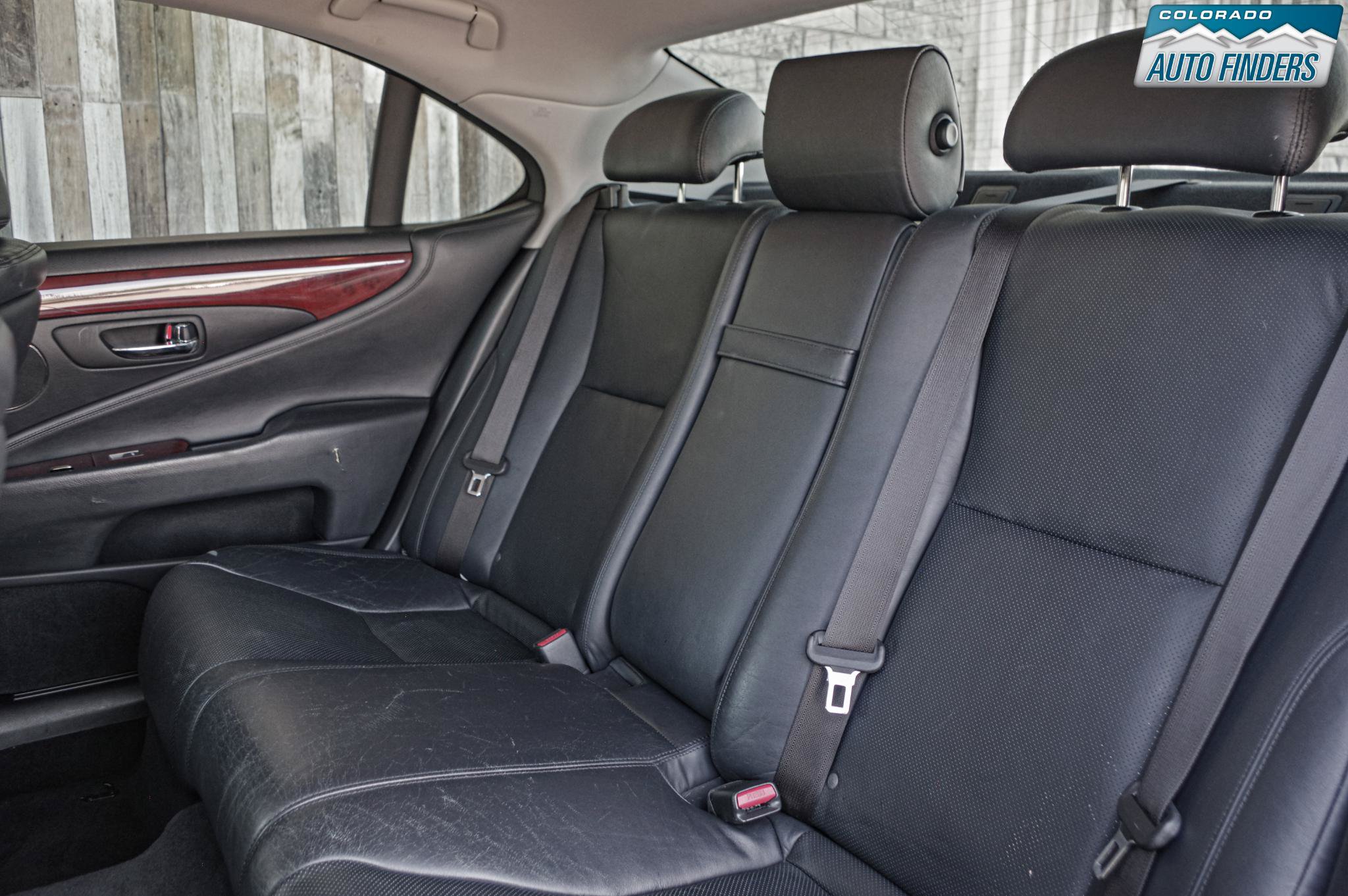 Used 2012 Lexus LS 460 w/ Comfort Pkg RWD image 24