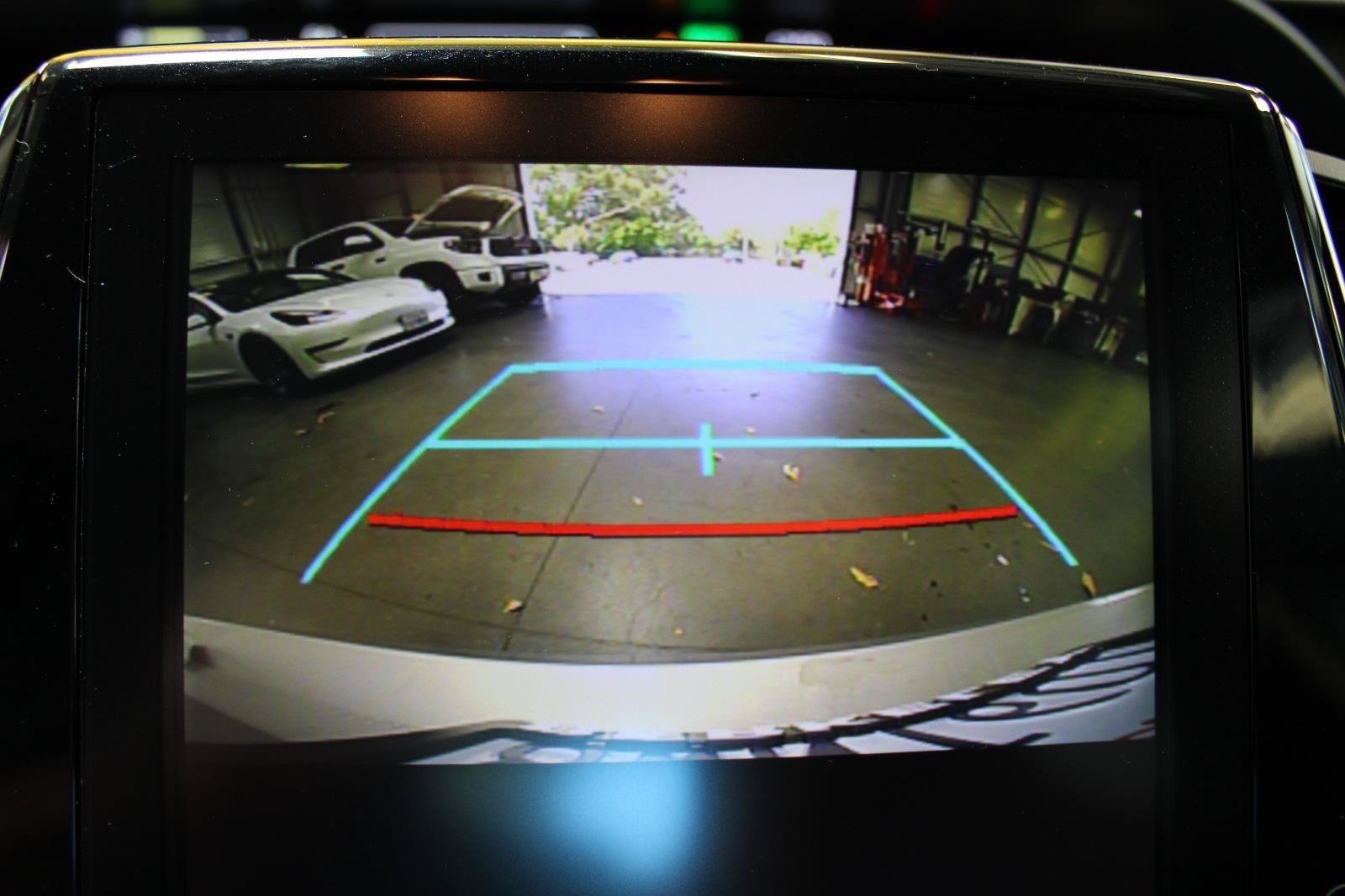 Used 2021 Toyota Prius Prime XLE FWD image 20
