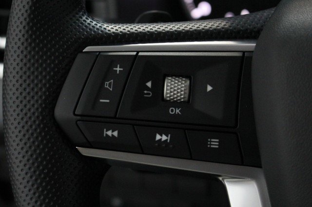 New 2026 Mitsubishi Outlander ES image 9