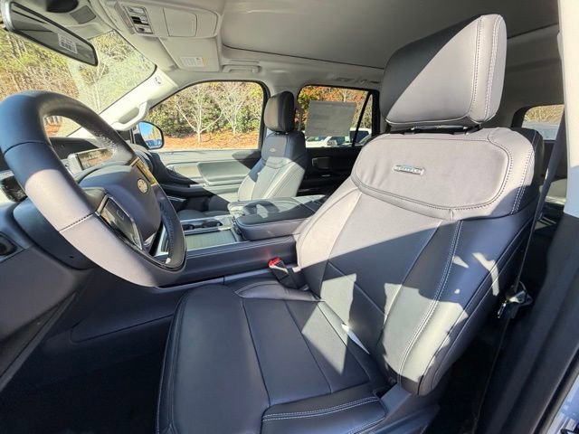 New 2025 Ford Expedition Max Platinum w/ Driver's Package image 15