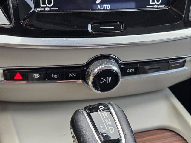 Used 2019 Volvo S60 T5 Momentum w/ Premium Package FWD image 29