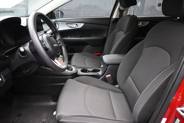 Used 2023 Kia Forte LXS FWD image 19