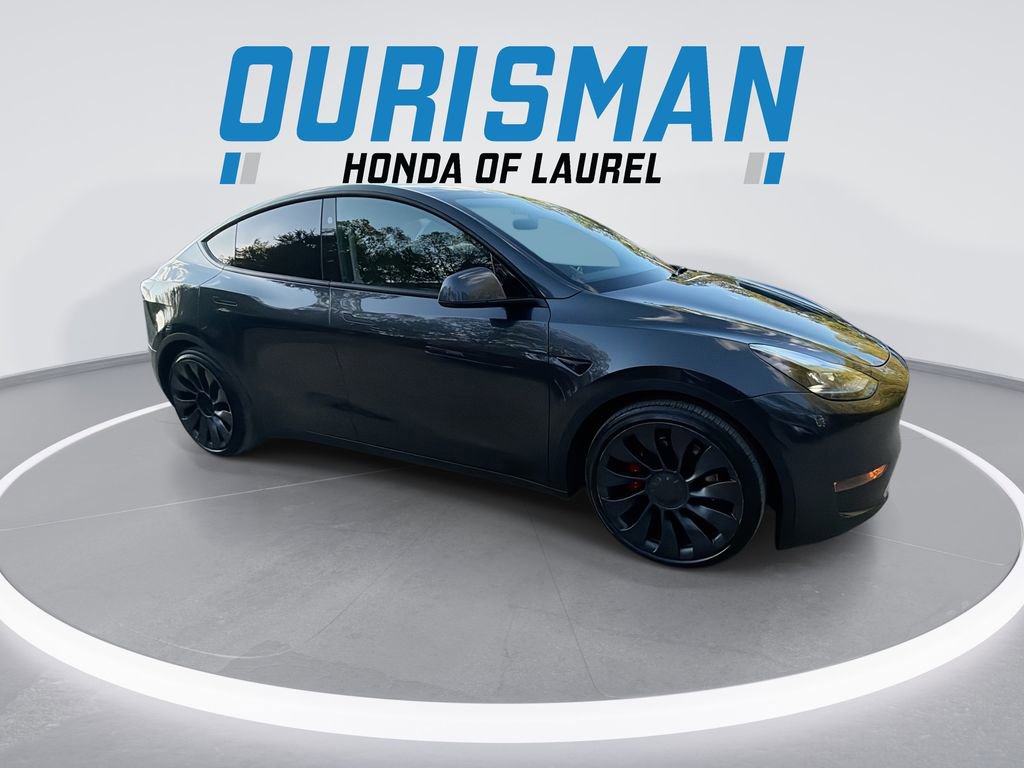 Used 2025 Tesla Model Y Performance AWD/4WD image 2