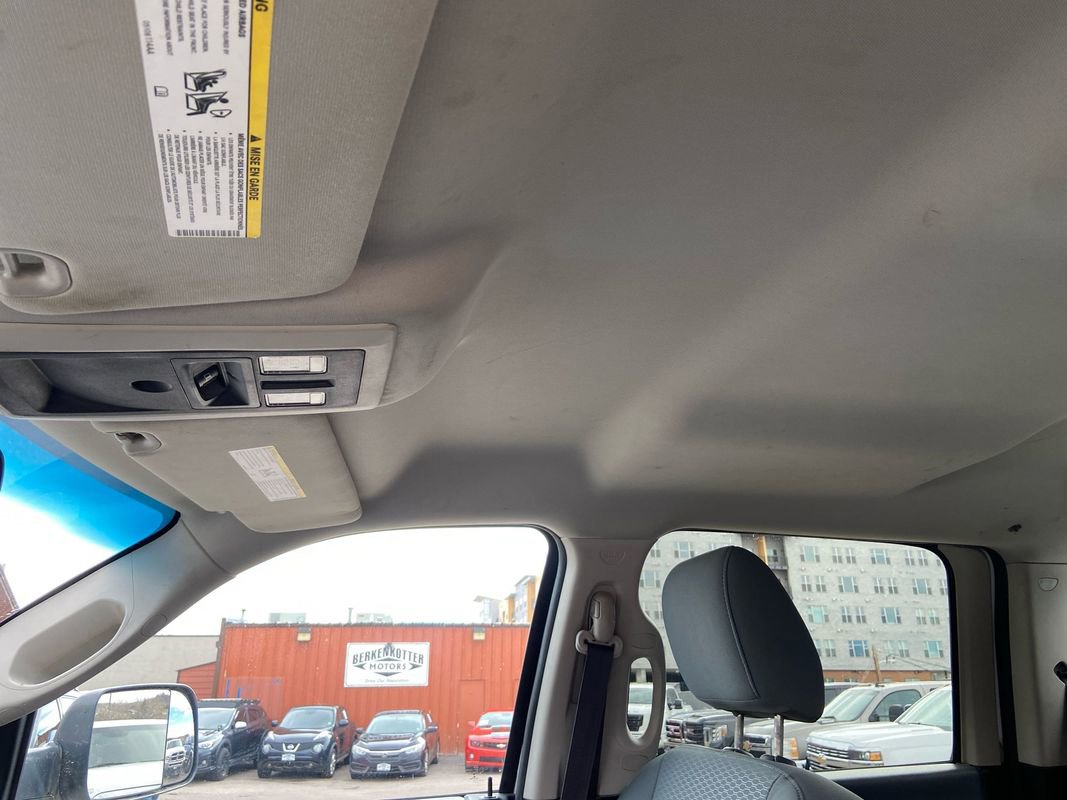 Used 2015 RAM 3500 SLT w/ Cold Weather Group image 23