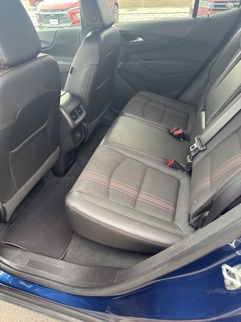 Used 2022 Chevrolet Equinox RS w/ Infotainment Package image 23
