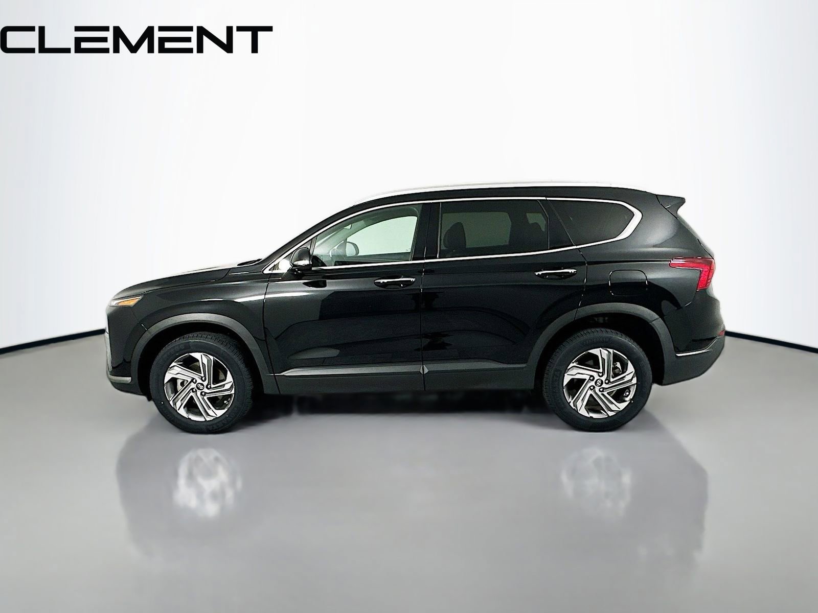 Certified 2023 Hyundai Santa Fe SEL image 6