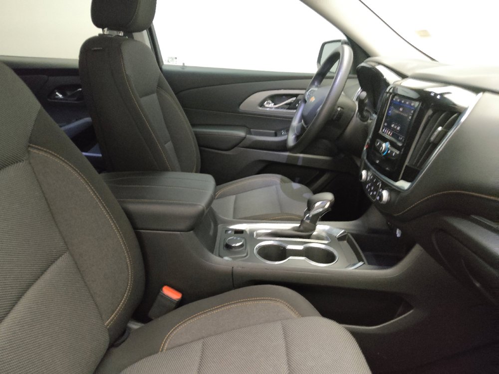 Used 2021 Chevrolet Traverse LS FWD image 21