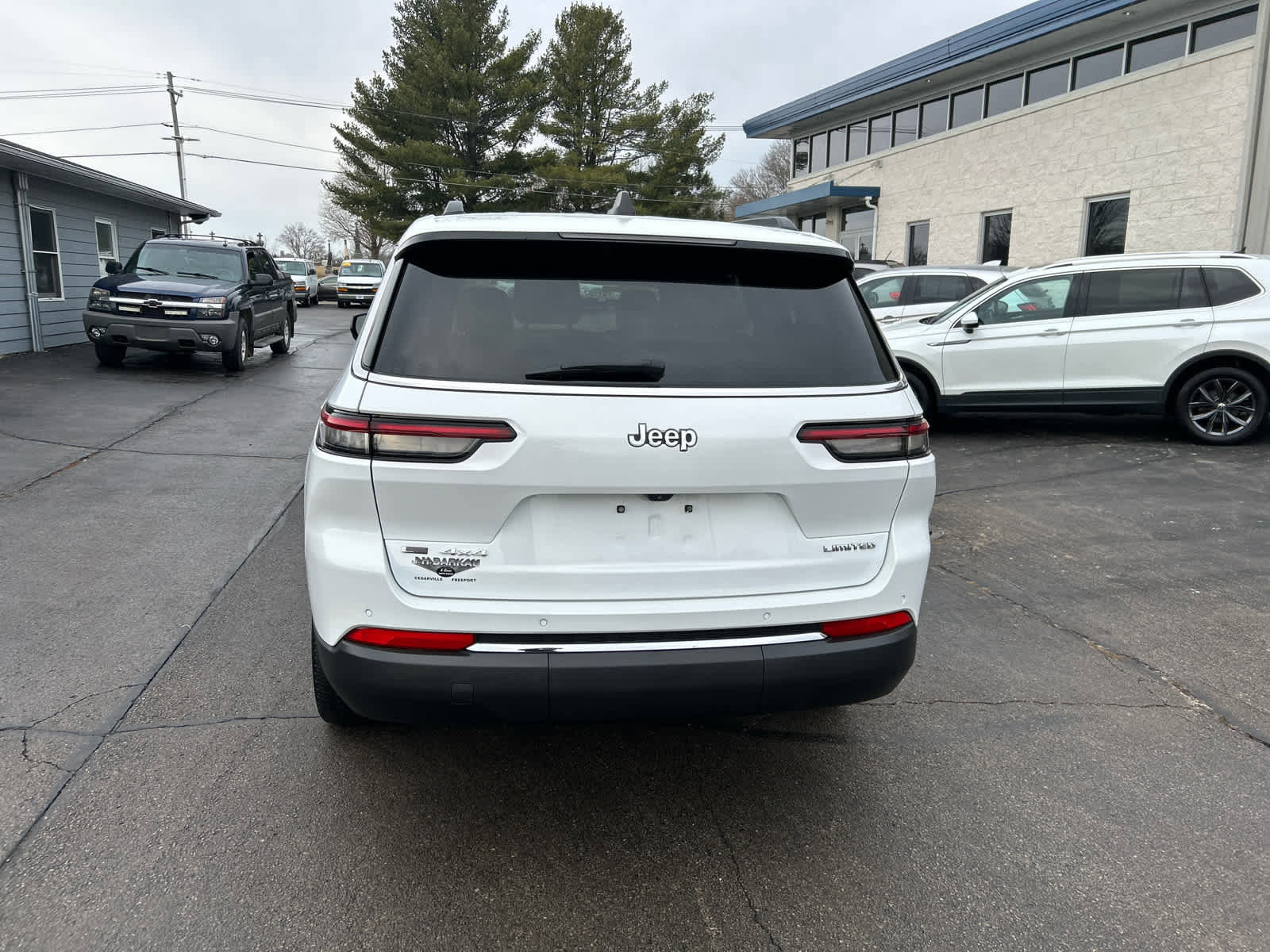 Used 2023 Jeep Grand Cherokee L Limited image 5