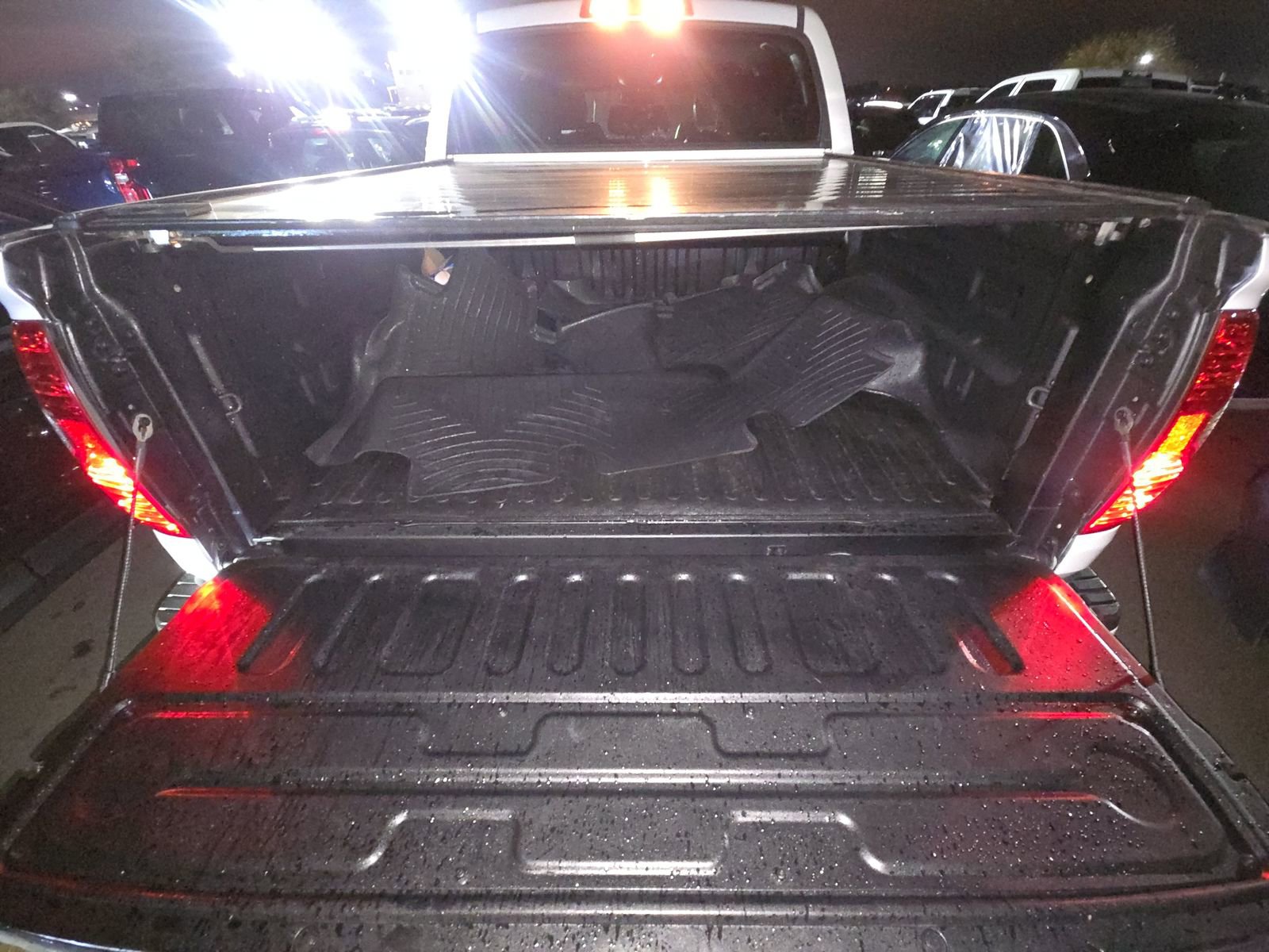 Used 2014 Toyota Tundra Limited image 22