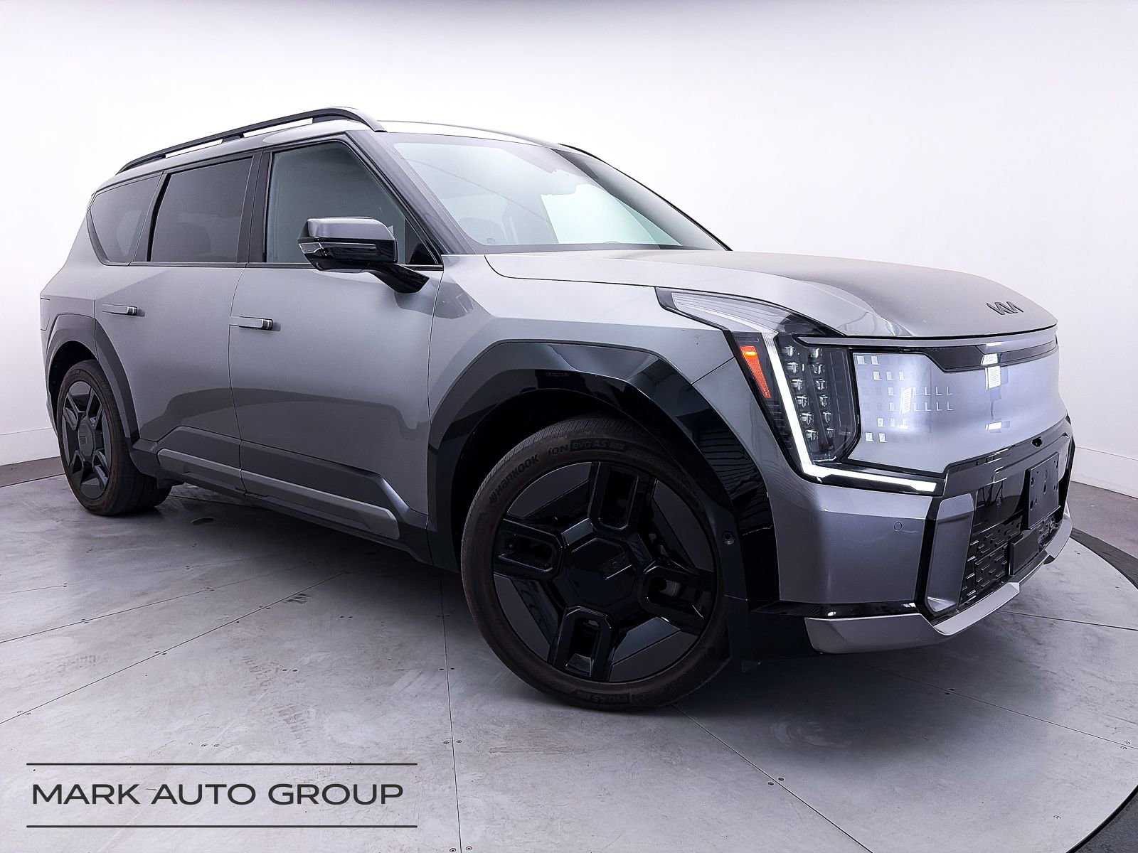 Used 2024 Kia EV9 GT-Line image 1