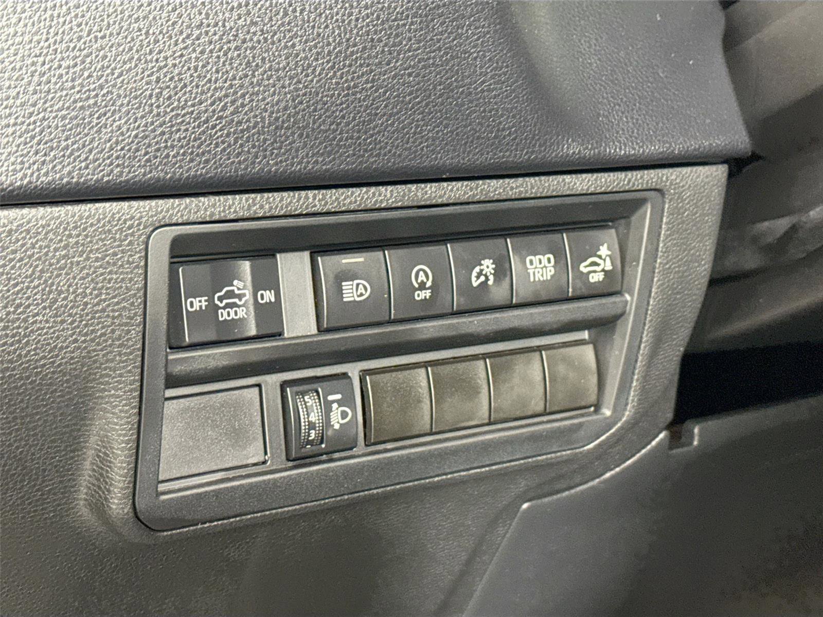 Used 2022 Toyota Tundra SR5 image 14