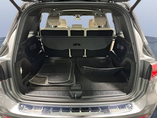 Used 2021 Mercedes-Benz GLB 250 4MATIC image 11