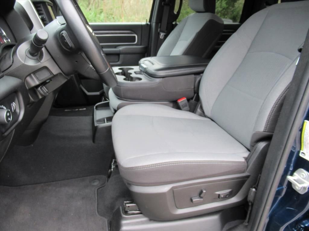 Used 2024 RAM 2500 Big Horn w/ Bed Utility Group image 18